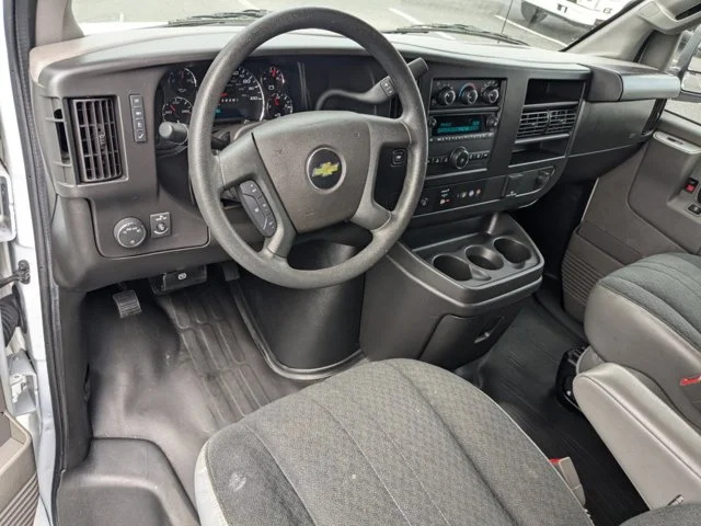 SEMINUEVOS CHEVROLET Express Cargo Van a Estados en autogozo
