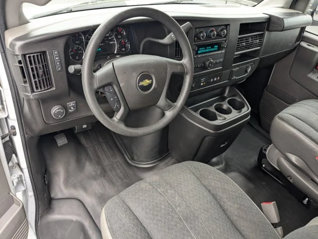 SEMINUEVOS CHEVROLET Express Cargo Van a Estados en autogozo