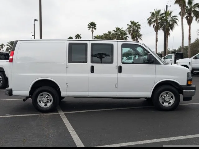 SEMINUEVOS CHEVROLET Express Cargo Van a Estados en autogozo