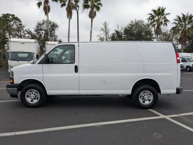 SEMINUEVOS CHEVROLET Express Cargo Van a Estados en autogozo