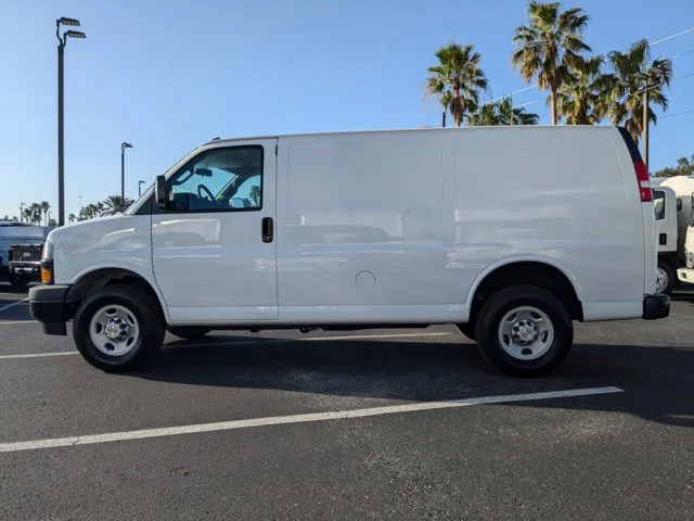 Nuevos CHEVROLET EXPRESS CARGO VAN à Estados chez autogozo