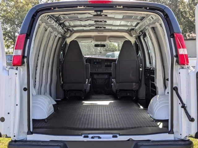 Nuevos CHEVROLET EXPRESS CARGO VAN à Estados chez autogozo