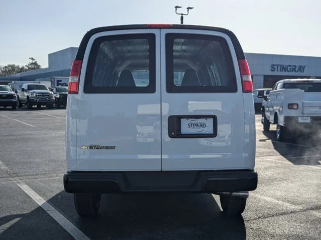 Nuevos CHEVROLET EXPRESS CARGO VAN à Estados chez autogozo