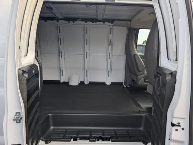 Nuevos CHEVROLET EXPRESS CARGO VAN à Estados chez autogozo
