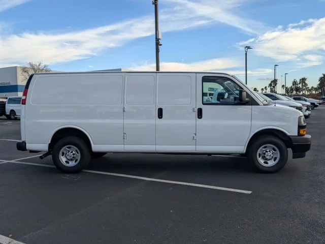 Nuevos CHEVROLET EXPRESS CARGO VAN à Estados chez autogozo