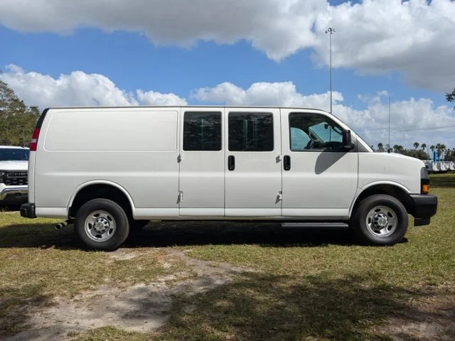 Nuevos CHEVROLET EXPRESS CARGO VAN à Estados chez autogozo
