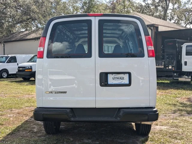 Nuevos CHEVROLET EXPRESS CARGO VAN à Estados chez autogozo