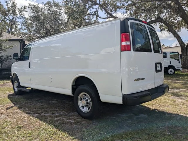 Nuevos CHEVROLET EXPRESS CARGO VAN à Estados chez autogozo