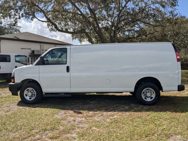 Nuevos CHEVROLET EXPRESS CARGO VAN à Estados chez autogozo