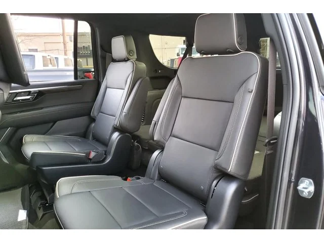 Nuevos CHEVROLET SUBURBAN à Estados chez autogozo