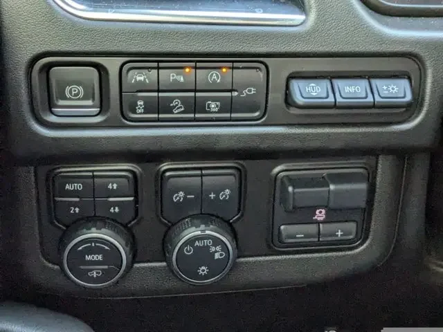 SEMINUEVOS CHEVROLET Suburban a Estados en autogozo
