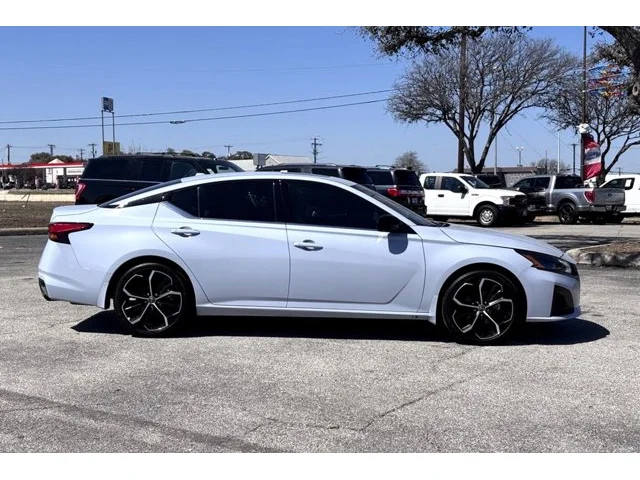 SEMINUEVOS NISSAN Altima a Estados en autogozo