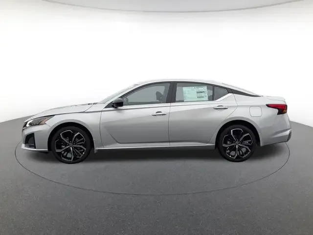 Nuevos NISSAN ALTIMA à Estados chez autogozo