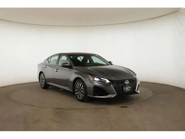 SEMINUEVOS NISSAN Altima a Estados en autogozo