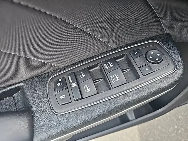 SEMINUEVOS DODGE Charger a Estados en autogozo