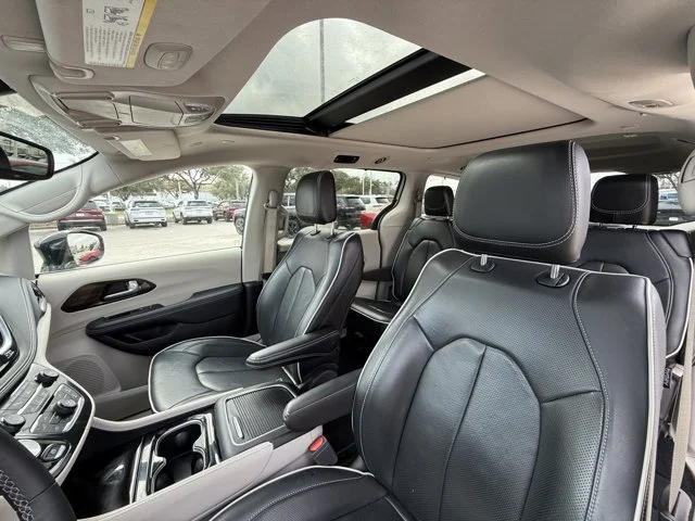 SEMINUEVOS CHRYSLER Pacifica a Estados en autogozo
