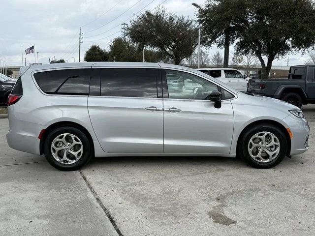 SEMINUEVOS CHRYSLER Pacifica a Estados en autogozo
