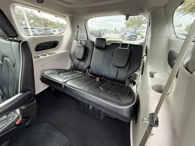 SEMINUEVOS CHRYSLER Pacifica a Estados en autogozo