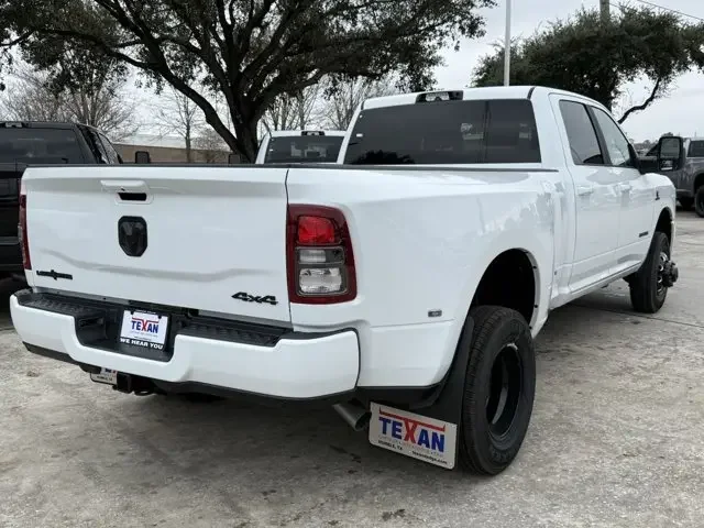 Nuevos RAM 3500 à Estados chez autogozo