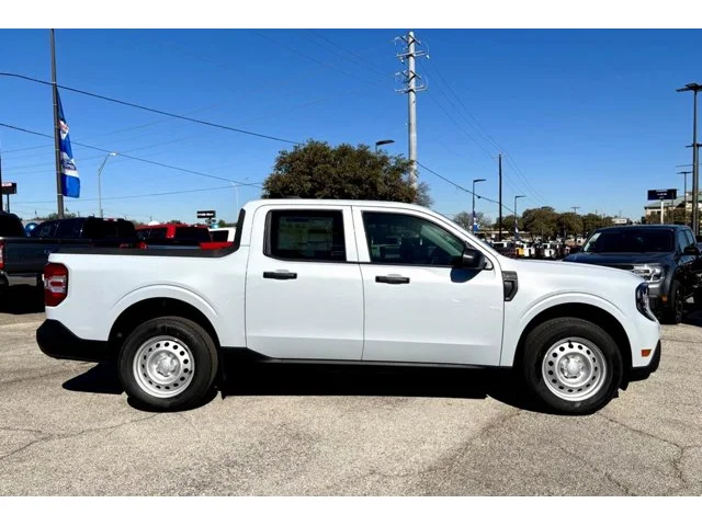 Nuevos FORD MAVERICK à Estados chez autogozo