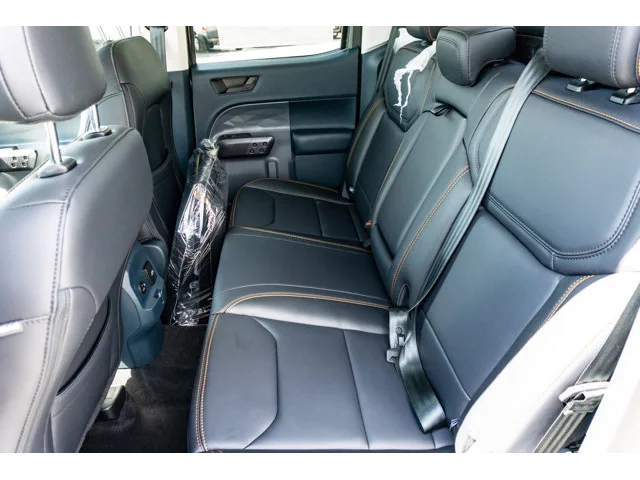 Nuevos FORD MAVERICK à Estados chez autogozo