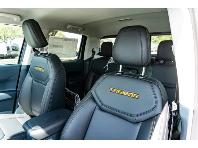 Nuevos FORD MAVERICK à Estados chez autogozo