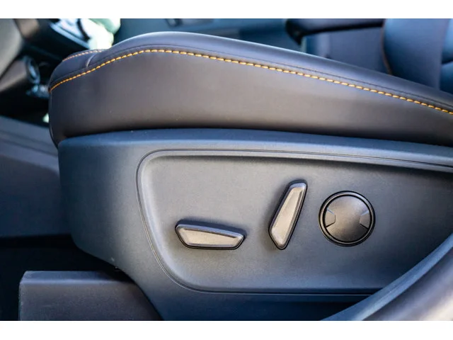 Nuevos FORD MAVERICK à Estados chez autogozo
