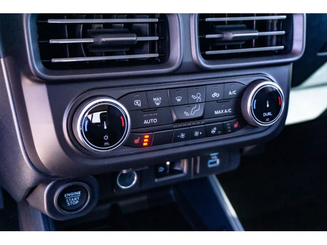 Nuevos FORD MAVERICK à Estados chez autogozo