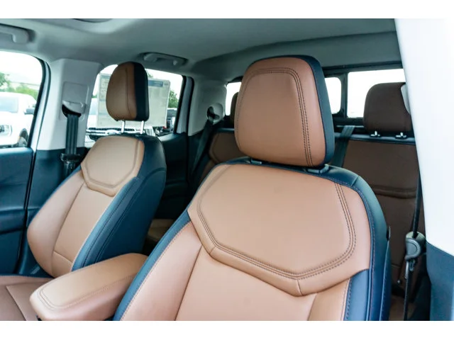 Nuevos FORD MAVERICK à Estados chez autogozo