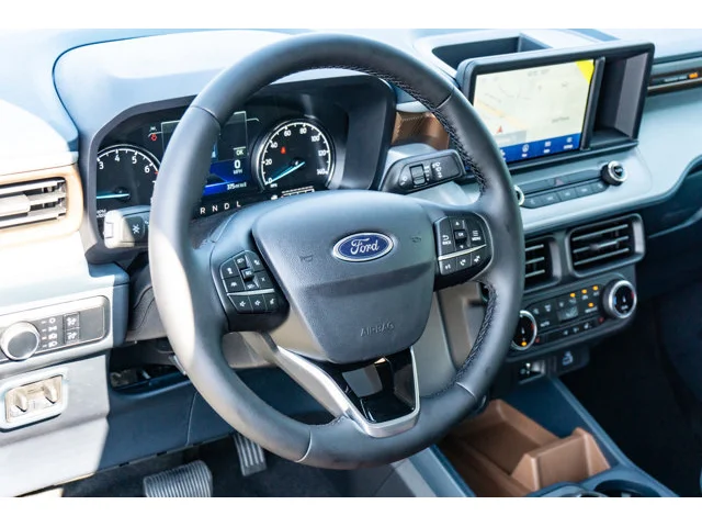 Nuevos FORD MAVERICK à Estados chez autogozo