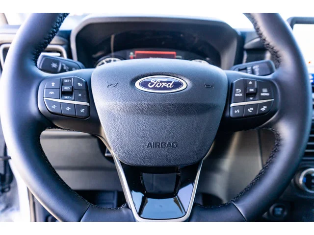 Nuevos FORD MAVERICK à Estados chez autogozo
