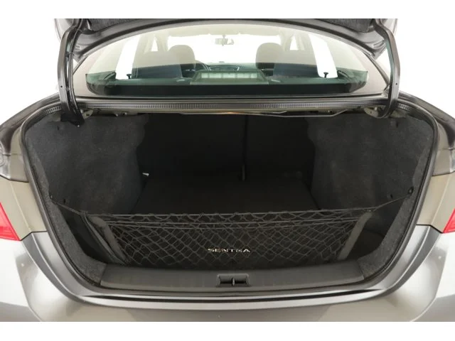 SEMINUEVOS NISSAN Sentra a Estados en autogozo