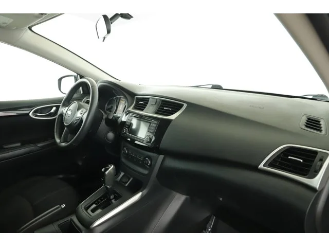 SEMINUEVOS NISSAN Sentra a Estados en autogozo
