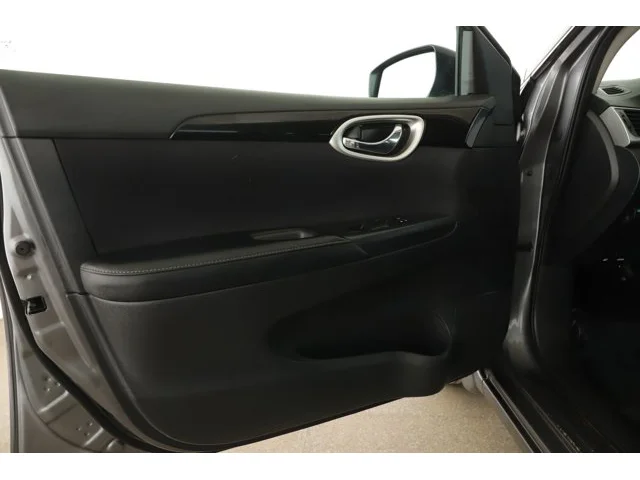 SEMINUEVOS NISSAN Sentra a Estados en autogozo