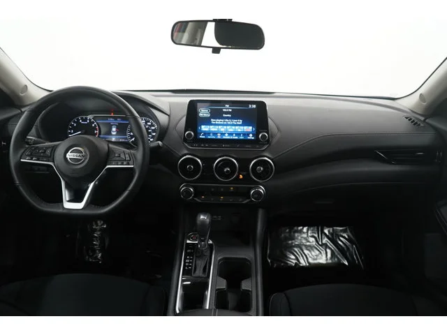 SEMINUEVOS NISSAN Sentra a Estados en autogozo