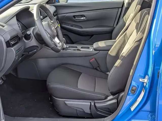 Nuevos NISSAN SENTRA à Estados chez autogozo