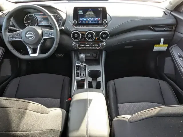 Nuevos NISSAN SENTRA à Estados chez autogozo