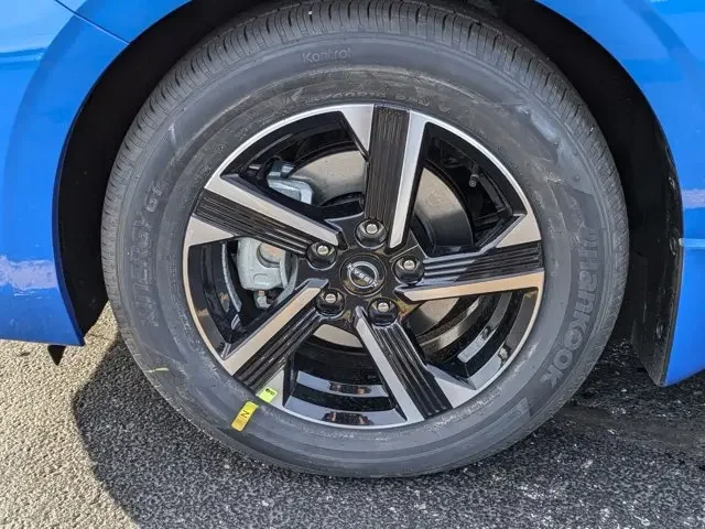 Nuevos NISSAN SENTRA à Estados chez autogozo