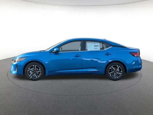 Nuevos NISSAN SENTRA à Estados chez autogozo