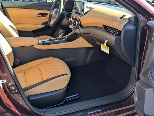 Nuevos NISSAN SENTRA à Estados chez autogozo