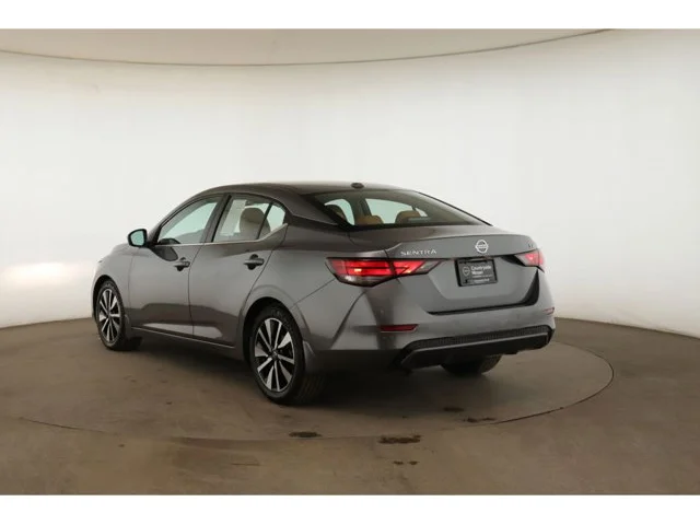 SEMINUEVOS NISSAN Sentra a Estados en autogozo