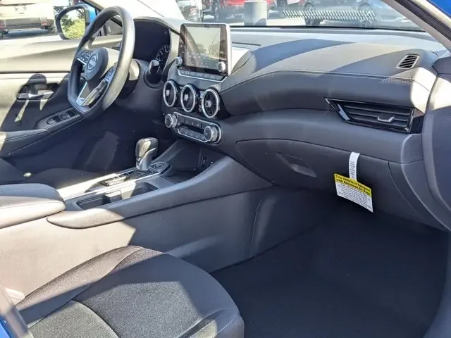 Nuevos NISSAN SENTRA à Estados chez autogozo