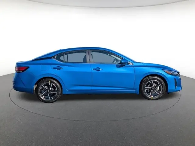 Nuevos NISSAN SENTRA à Estados chez autogozo