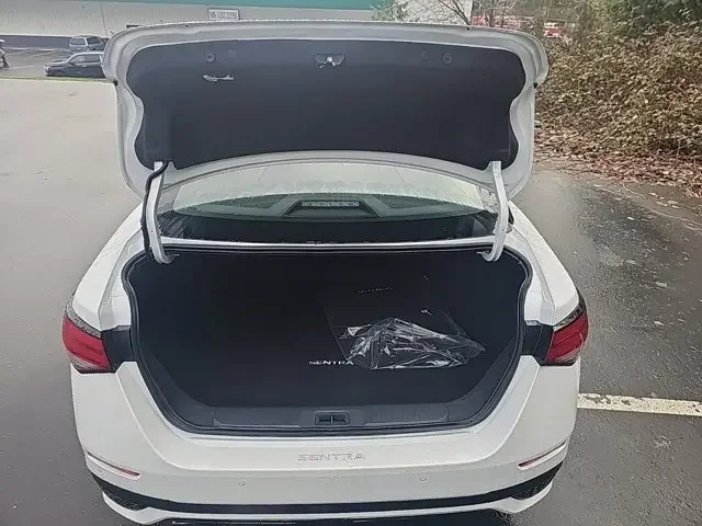 Nuevos NISSAN SENTRA à Estados chez autogozo