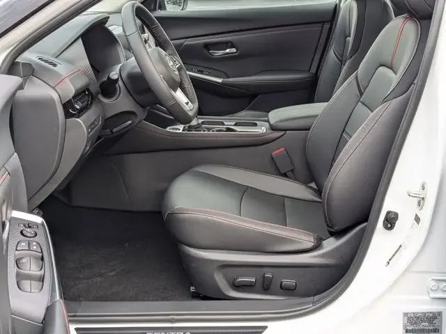Nuevos NISSAN SENTRA à Estados chez autogozo