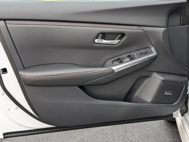 Nuevos NISSAN SENTRA à Estados chez autogozo
