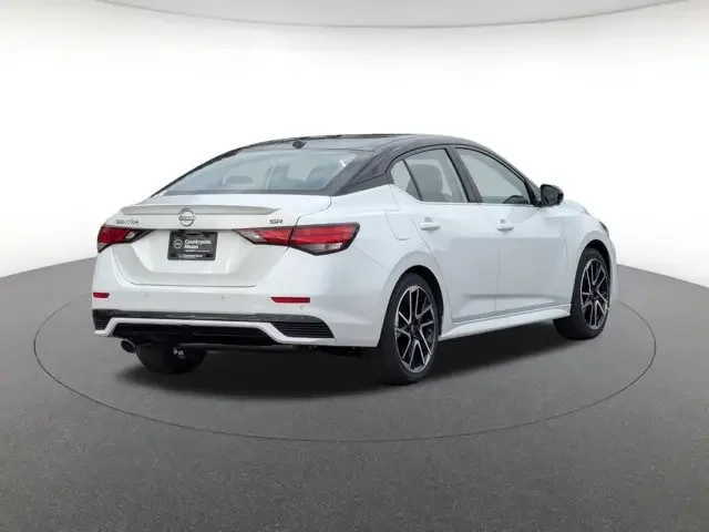 Nuevos NISSAN SENTRA à Estados chez autogozo