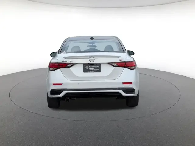 Nuevos NISSAN SENTRA à Estados chez autogozo