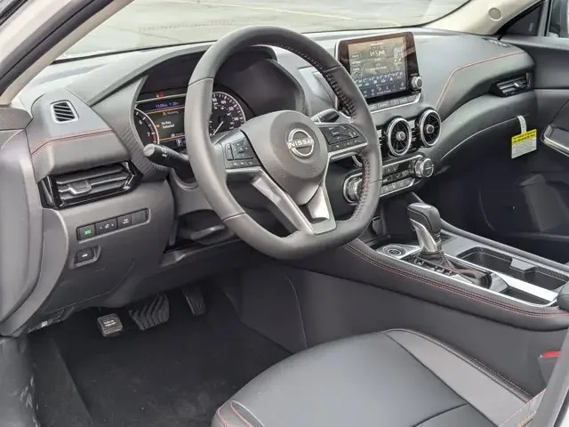 Nuevos NISSAN SENTRA à Estados chez autogozo
