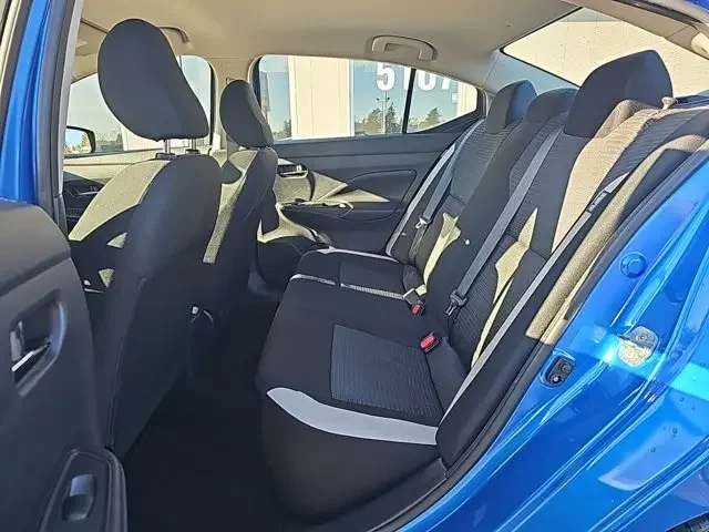 SEMINUEVOS NISSAN Versa a Estados en autogozo